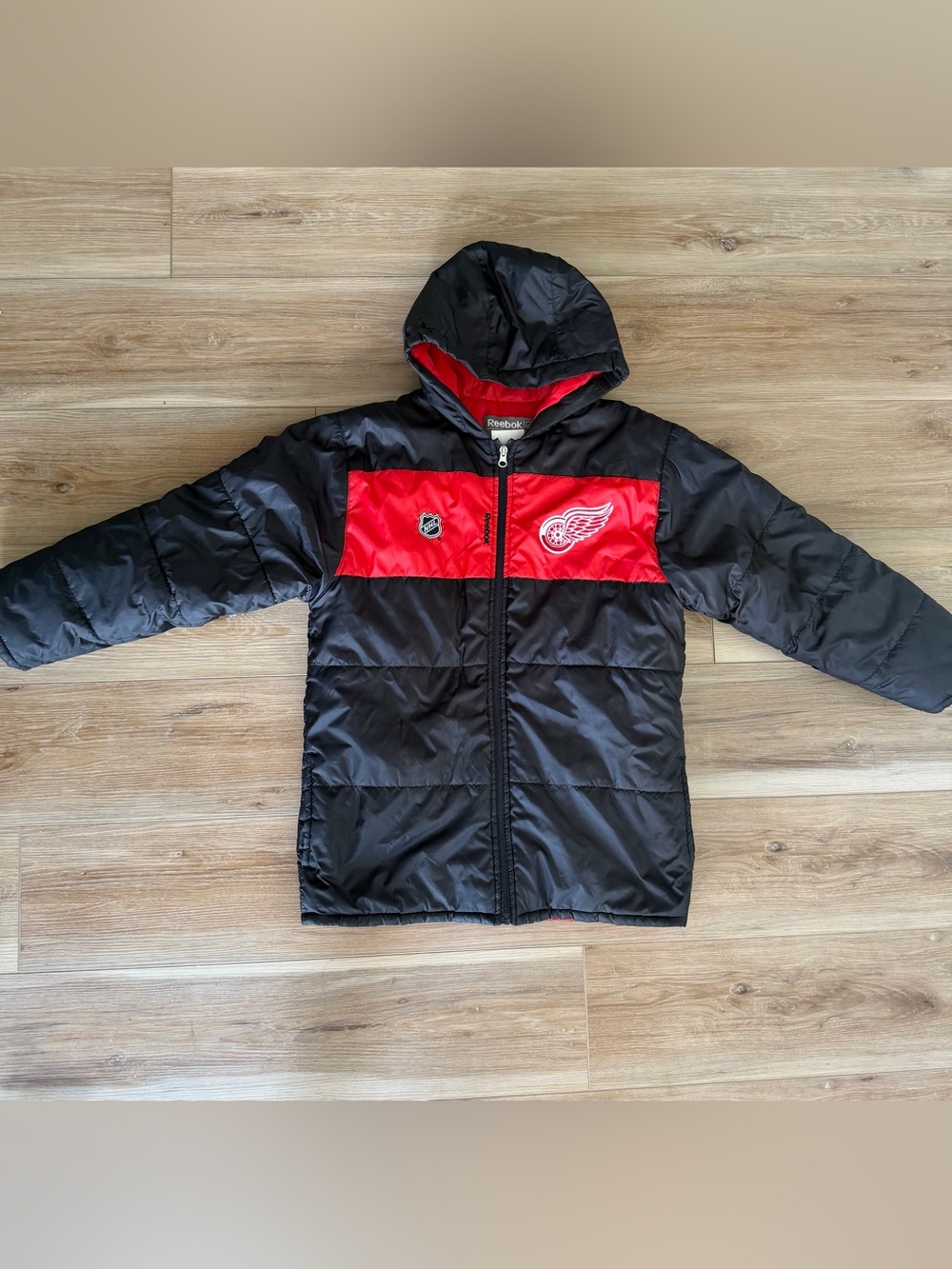 Reebok Detroit Red Wings Black & Red Hooded Puffer Jacket - Kids